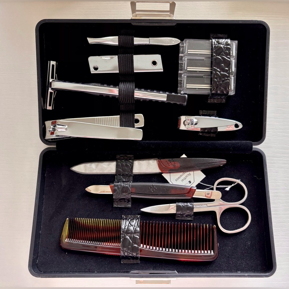 Rostfreier Stahl Mens Grooming Kit - Real Leather Case, Stainless Steel Vintage